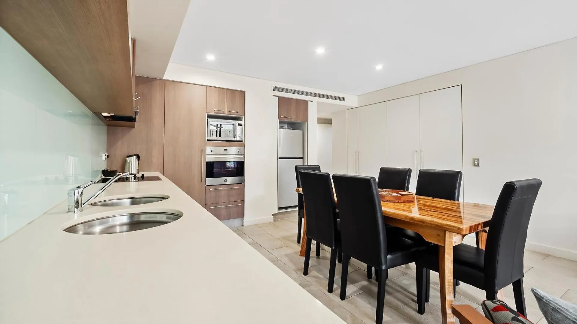 Temple 2 Bedroom Penthouse Palm Cove Appartement